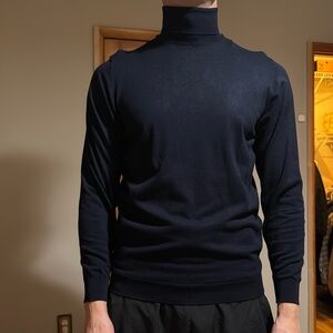 Zara size L men turtleneck